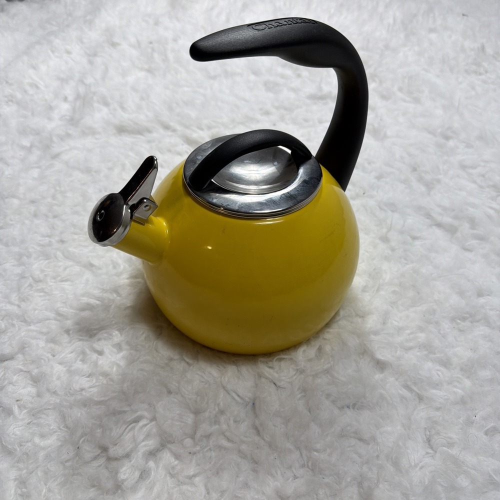 Chantal Vintage Whistling Kettle Tea Pot Enamel On Steel Canary Yellow Rare!